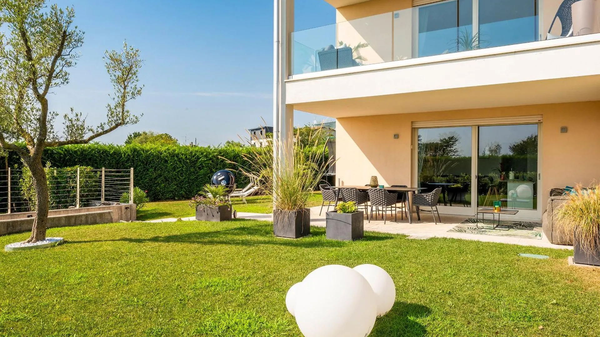 פסקיארה דל גארדה Luxury Villa Magdalena 0*, פסקיארה דל גארדה